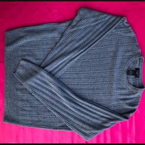 Dockers pull over sweater